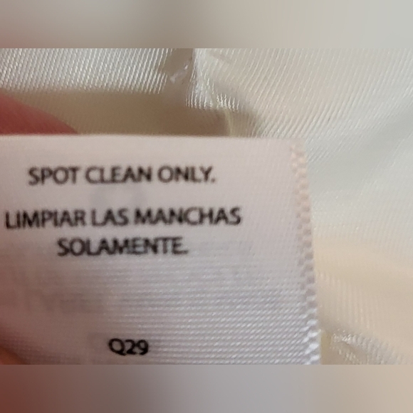 NWT Womens WhiteFaux Fur Vest Size 12-14 - Picture 7 of 7